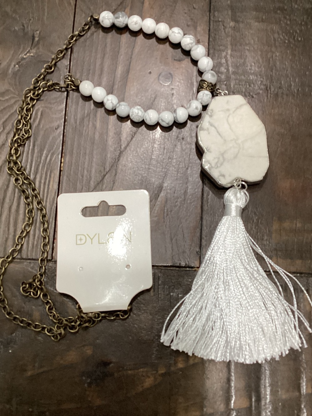 dylan White Howlite Bead‎ Necklace with Tassel and Antique Gold Chain